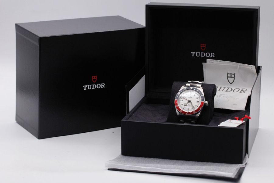 Tudor Black Bay GMT M79830RB-0010
